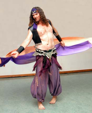 Drakon, Male Belly Dancer
