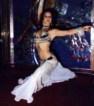 Malika teaches Belly Dance in North Hills near Van Nuys, CA